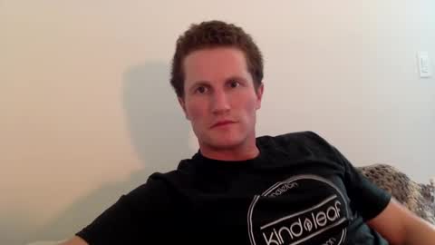 jaycup1989 online show from December 13, 8:15 pm