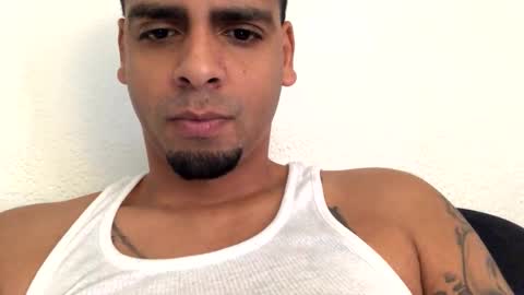 Snapshot of jaysofly89 chatting on December 8, 5:44 pm Jayfly online show from December 8, 5:44 pm