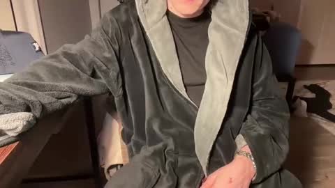 jaystiffs online show from December 14, 8:32 am