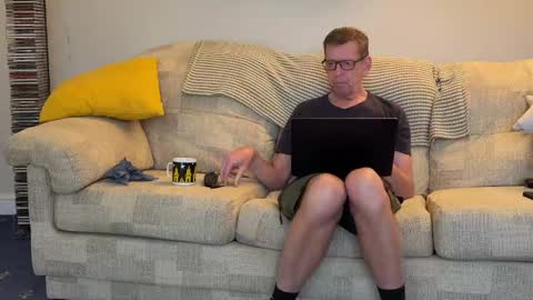 Snapshot of jcar57 chatting on February 13, 2:31 pm Jon online show from February 13, 2:31 pm