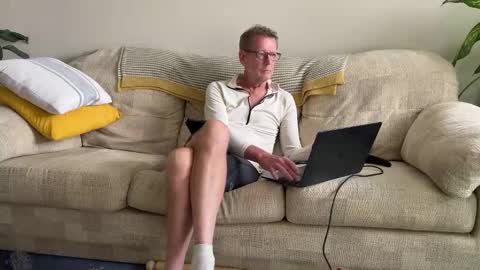 Snapshot of jcar57 chatting on September 27, 2:15 pm Jon online show from September 27, 2:15 pm