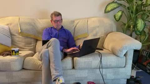 Jon online show from November 18, 11:15 pm