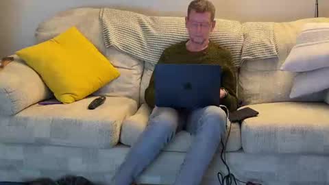 Snapshot of jcar57 chatting on December 23, 4:06 pm Jon online show from December 23, 4:06 pm