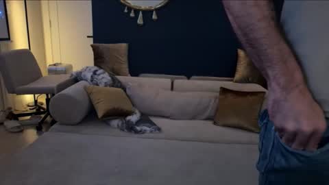 JcMax305 online show from March 22, 12:32 pm