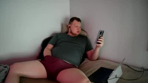 Red Head   Romeo online show from April 6, 9:15 pm