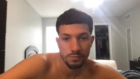 jeanwhitebianco online show from October 18, 7:19 pm