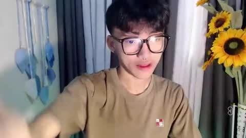 jemart_urnaughtboy online show from March 17, 8:28 am