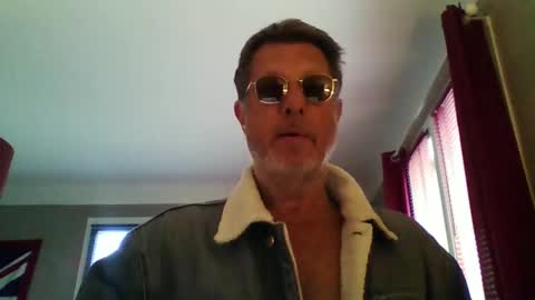 jerflor online show from March 18, 2:42 pm