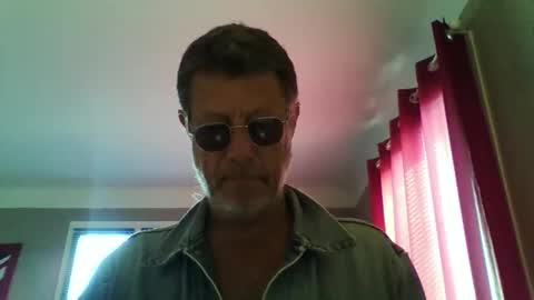 jerflor online show from March 4, 1:51 pm