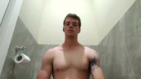 Snapshot of jerkmaster_2012 chatting on December 11, 7:10 pm NaughtyBoy - online show from December 11, 7:10 pm