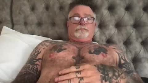 jerkoffking1904 online show from April 20, 5:04 pm