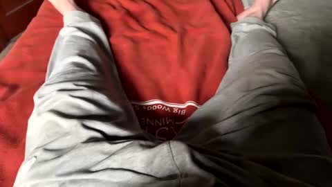 Jeremys room chill and puff one enjoy online show from December 17, 4:43 pm