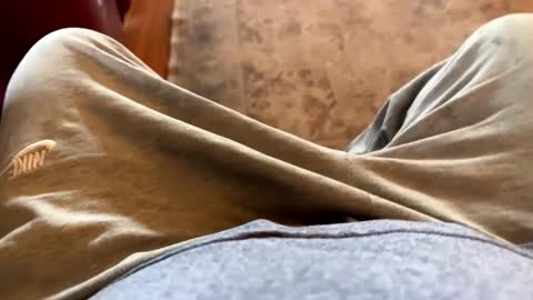 Jeremys room chill and puff one enjoy online show from March 11, 3:12 pm