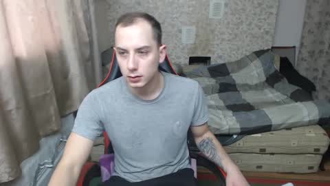 Snapshot of jess_nest chatting on February 5, 11:44 am Jess online show from February 5, 11:44 am