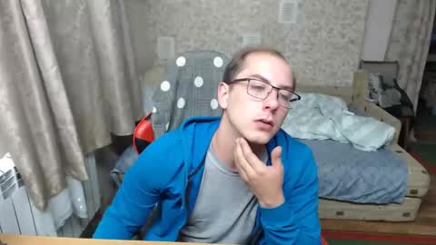 Snapshot of jess_nest chatting on September 26, 9:45 pm Jess online show from September 26, 9:45 pm