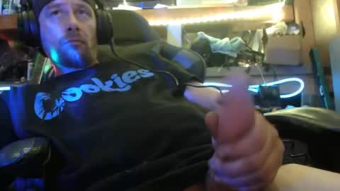 cummin0Nyou online show from April 13, 1:39 am