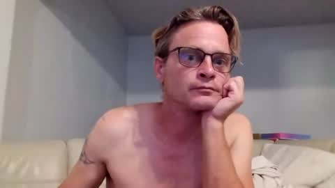 Jesse Burkle online show from July 8, 1:53 am