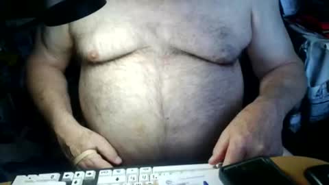 guy online show from May 5, 7:10 am