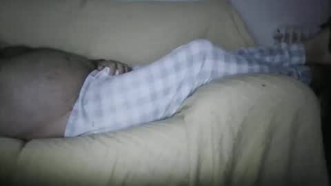 jesuslove27 online show from April 12, 9:22 am