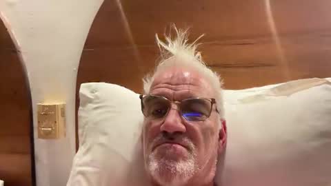 jewlronny online show from February 25, 8:43 pm