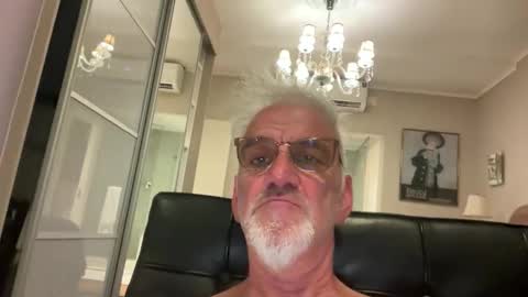 jewlronny online show from March 30, 10:00 pm