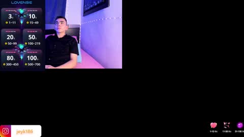 Snapshot of jey_keler chatting on January 27, 7:35 am jey keler online show from January 27, 7:35 am