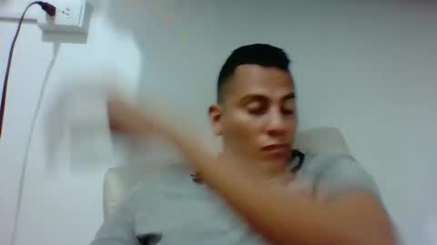 jhan1995 online show from January 6, 2:26 am