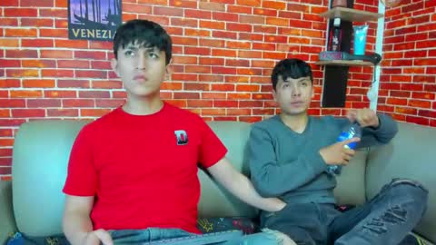 Jake y Troy online show from May 25, 8:48 pm
