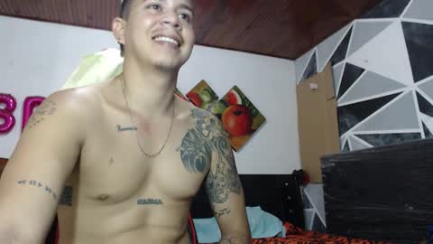 jhon tommy online show from February 4, 8:15 pm