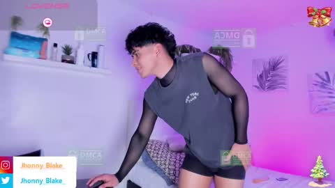 JHONNATHAN online show from November 26, 9:51 pm