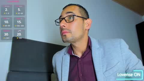 Jhony Alzate online show from December 18, 1:12 am