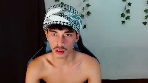 Snapshot of jim_cumxx chatting on September 20, 10:48 am JIMBOY online show from September 20, 10:48 am