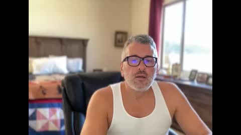 Dad of Three online show from December 13, 8:37 pm