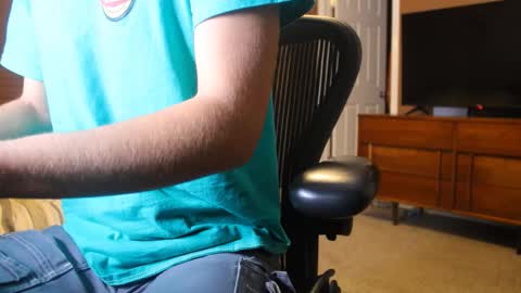 jjjjjfive online show from November 6, 3:09 am