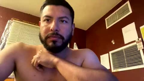 jjuarez5409 online show from February 15, 2:40 am