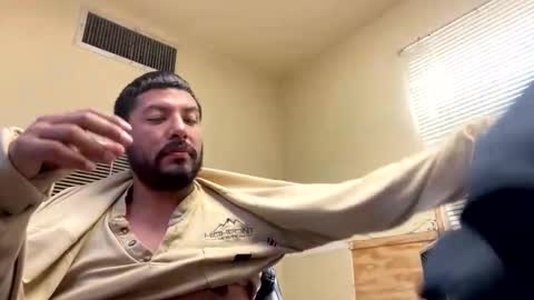 jjuarez5409 online show from February 1, 8:29 pm