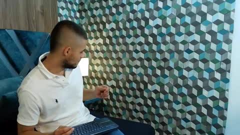  Joao online show from May 31, 2:01 am