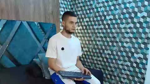  Joao online show from July 14, 8:37 pm