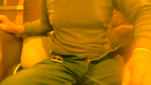 joeblow61616 online show from December 28, 9:20 am