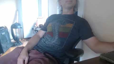 joebo7575 online show from May 20, 6:36 pm