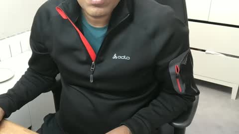 Snapshot of joeshades21 chatting on March 11, 9:24 am joeshades21 online show from March 11, 9:24 am