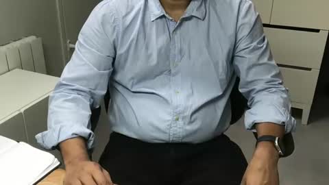 Snapshot of joeshades21 chatting on January 18, 1:08 pm joeshades21 online show from January 18, 1:08 pm