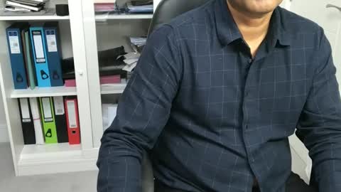 joeshades online show from April 8, 3:32 pm