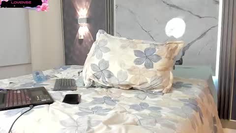 Johan Williams online show from October 31, 5:09 am