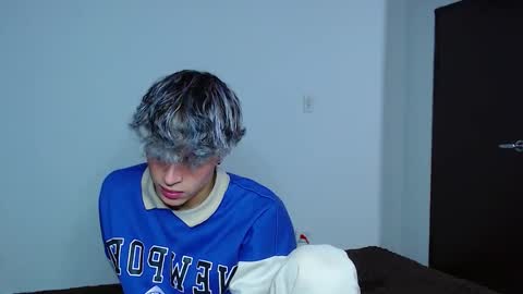 John Vichenso online show from October 22, 11:19 pm