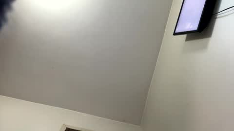 JOHN online show from March 29, 8:31 pm