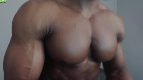 MASTER OF SUBS BETA SLAVES online show from January 13, 9:20 pm