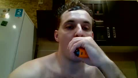 johny27 online show from April 17, 2:31 pm