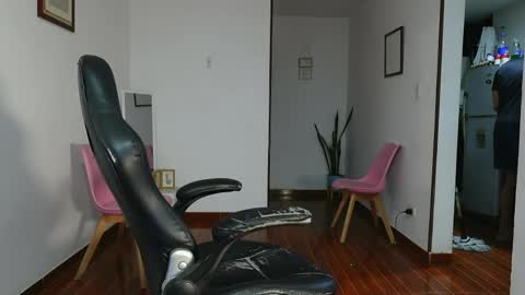 Jon online show from April 8, 1:06 am