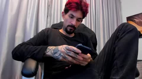 jonathan_sinn online show from May 28, 3:48 am